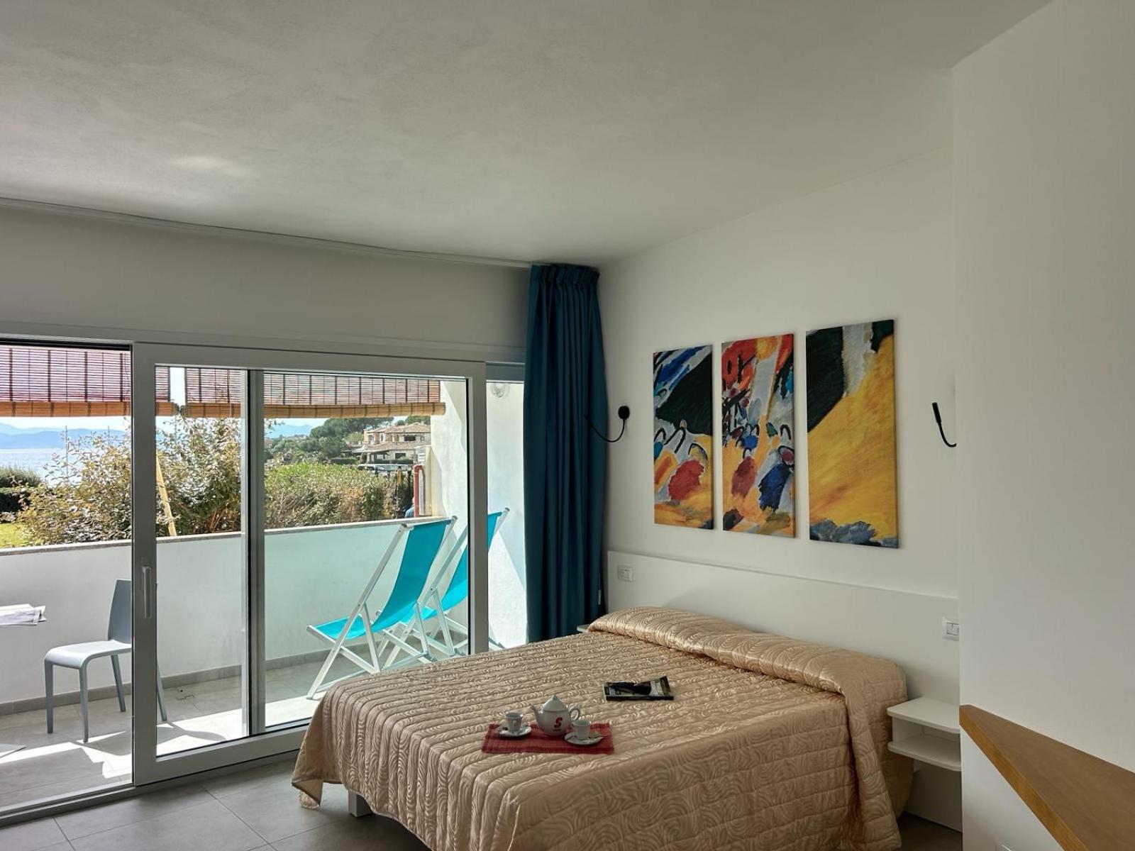 Rooms, Affittacamere Maksim Golfo Aranci Eksteriør bilde