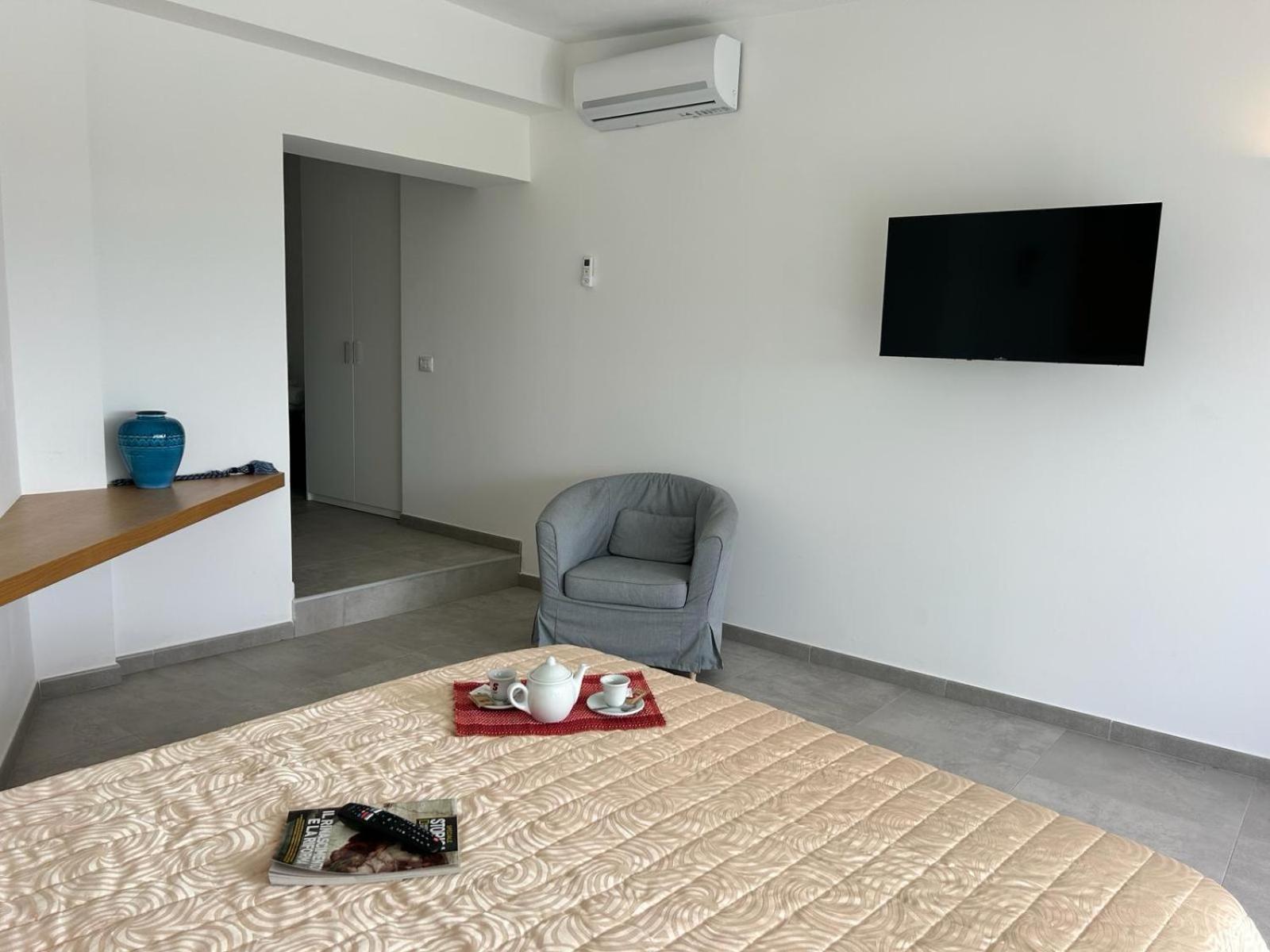 Rooms, Affittacamere Maksim Golfo Aranci Eksteriør bilde