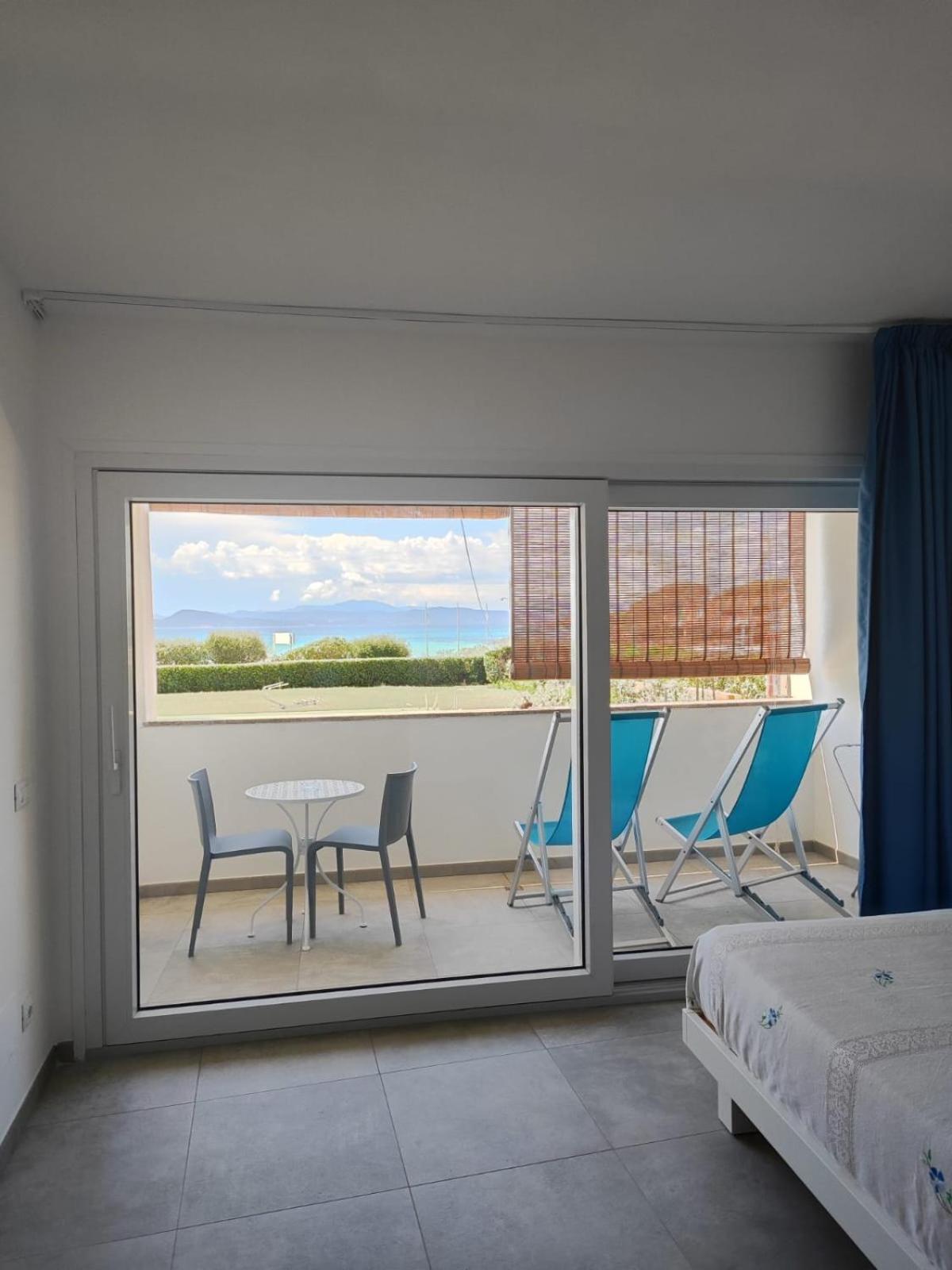Rooms, Affittacamere Maksim Golfo Aranci Eksteriør bilde