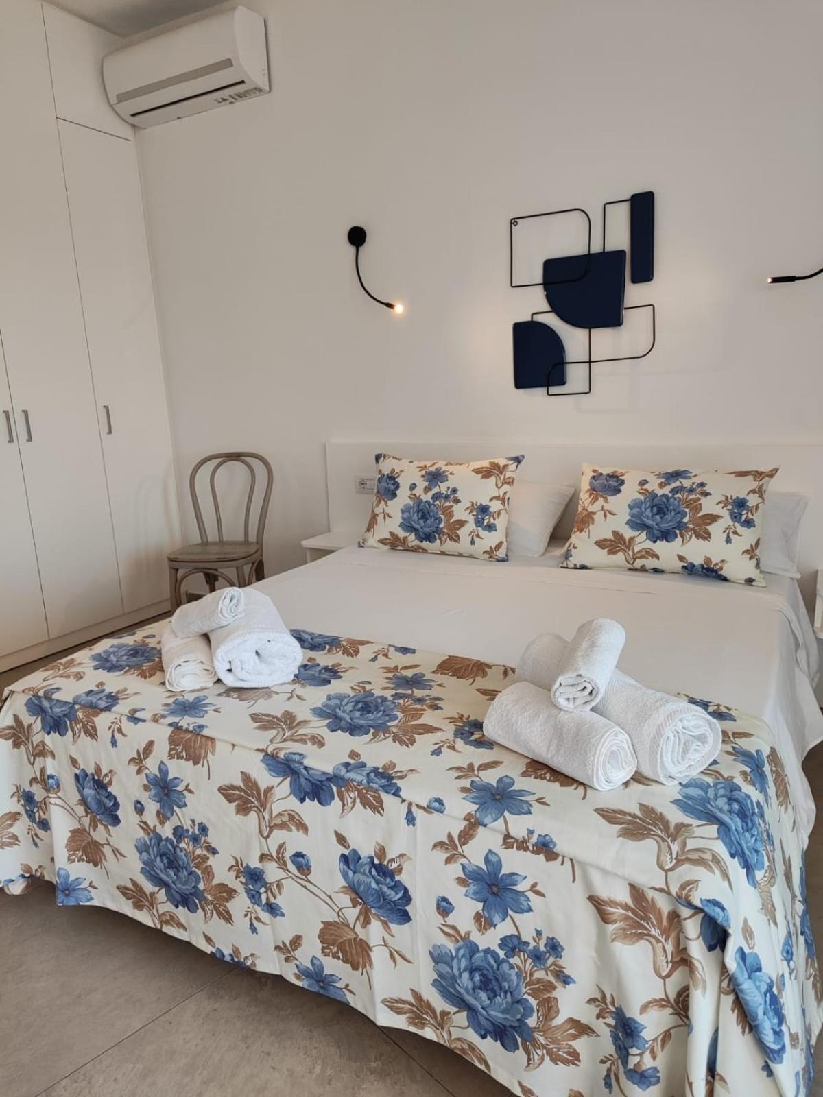 Rooms, Affittacamere Maksim Golfo Aranci Eksteriør bilde