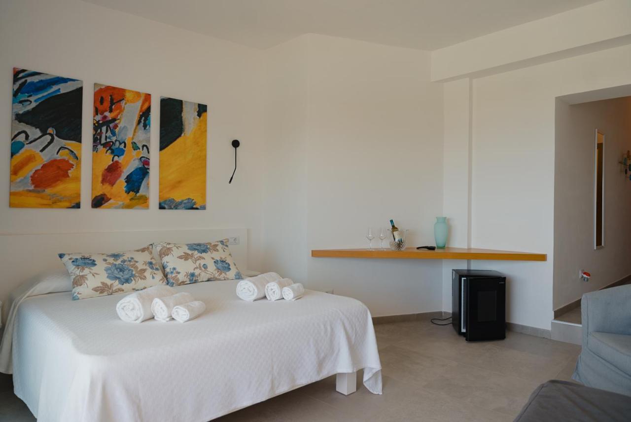 Rooms, Affittacamere Maksim Golfo Aranci Eksteriør bilde
