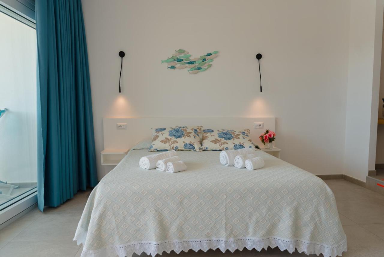 Rooms, Affittacamere Maksim Golfo Aranci Eksteriør bilde
