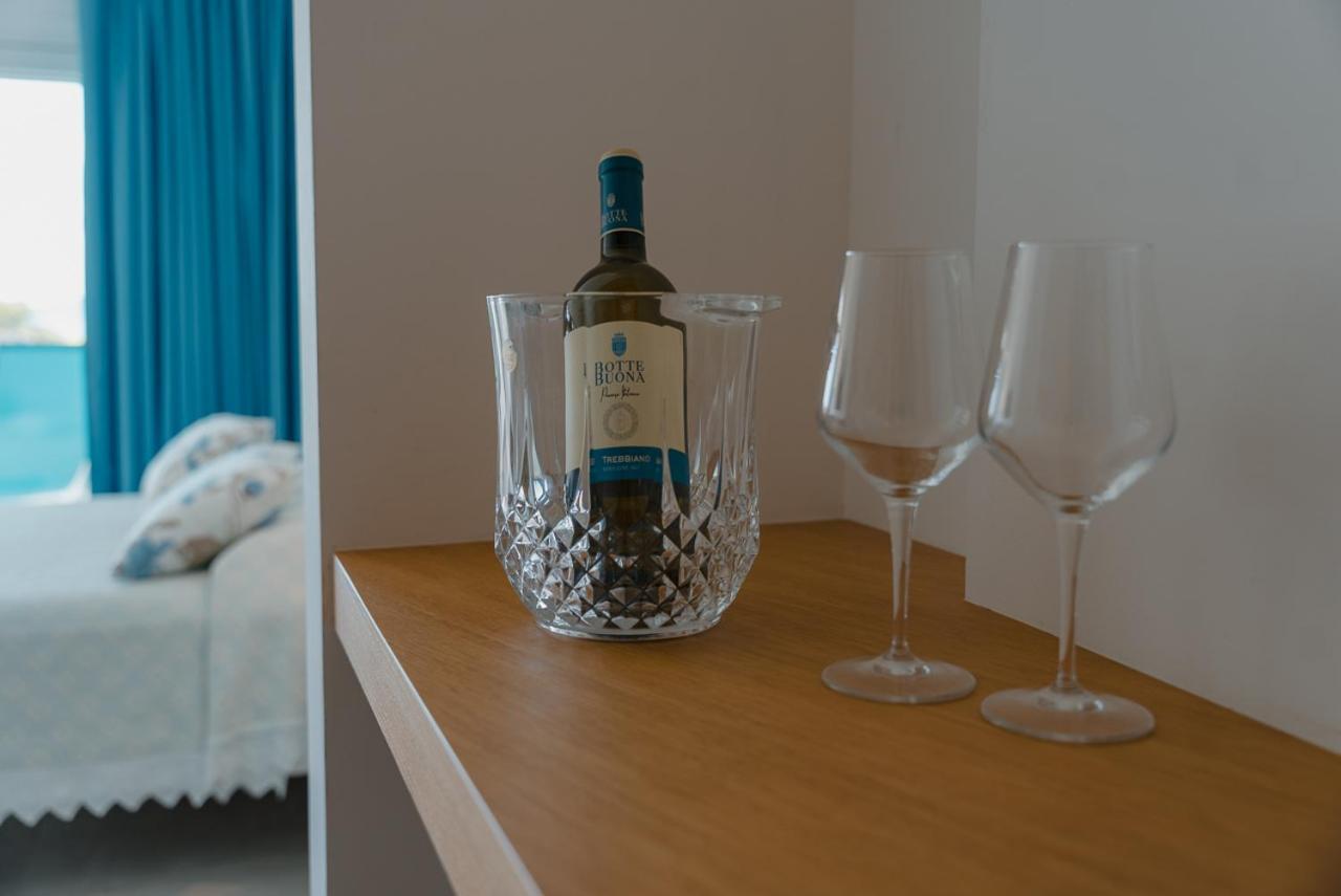 Rooms, Affittacamere Maksim Golfo Aranci Eksteriør bilde